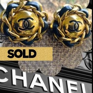 VINTAGE CHANEL EARRINGS By Karl Lagerfeld 1994 BLK LEATHER & CHAIN CC CLIP ON
